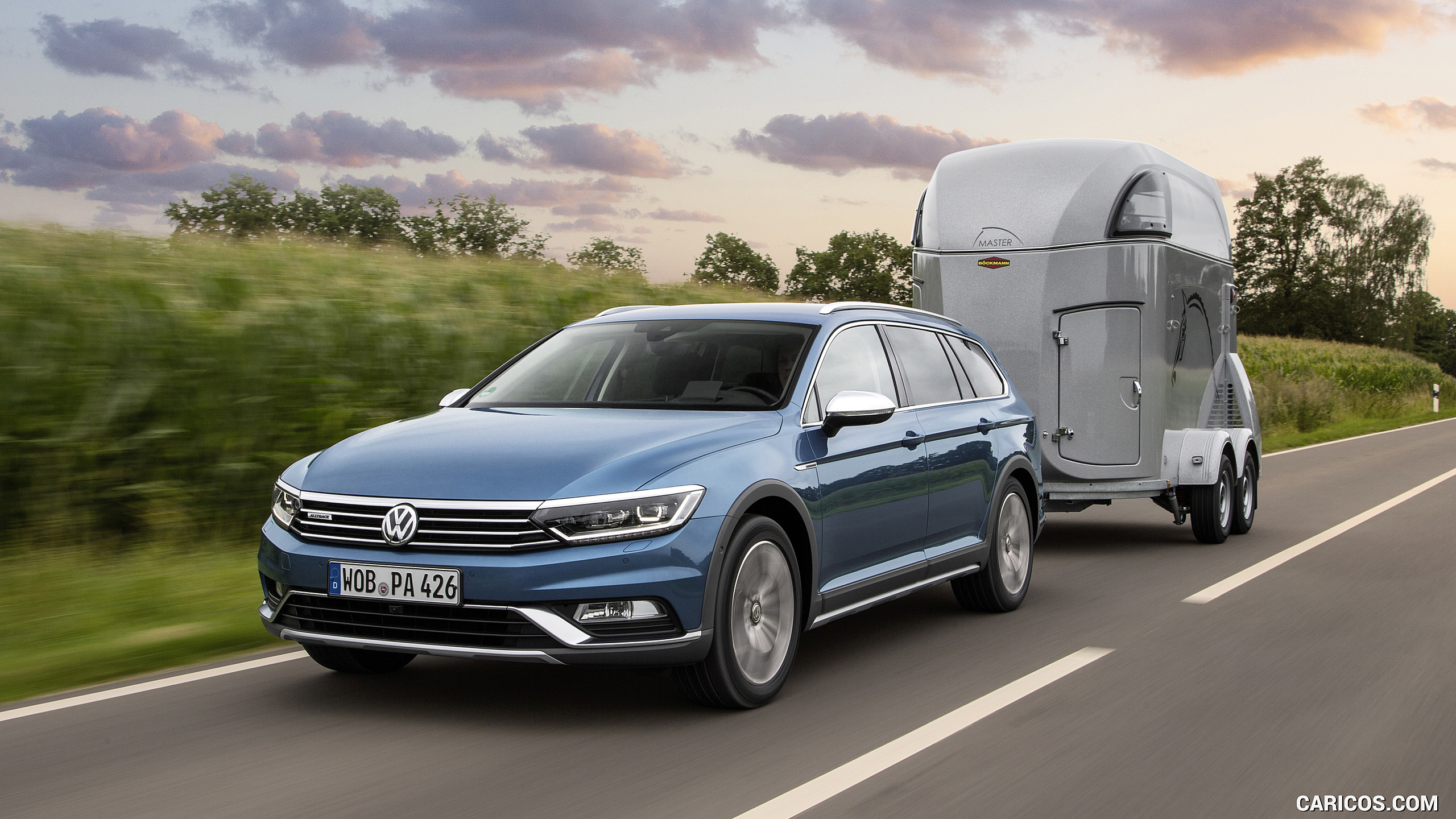 Passat trailer