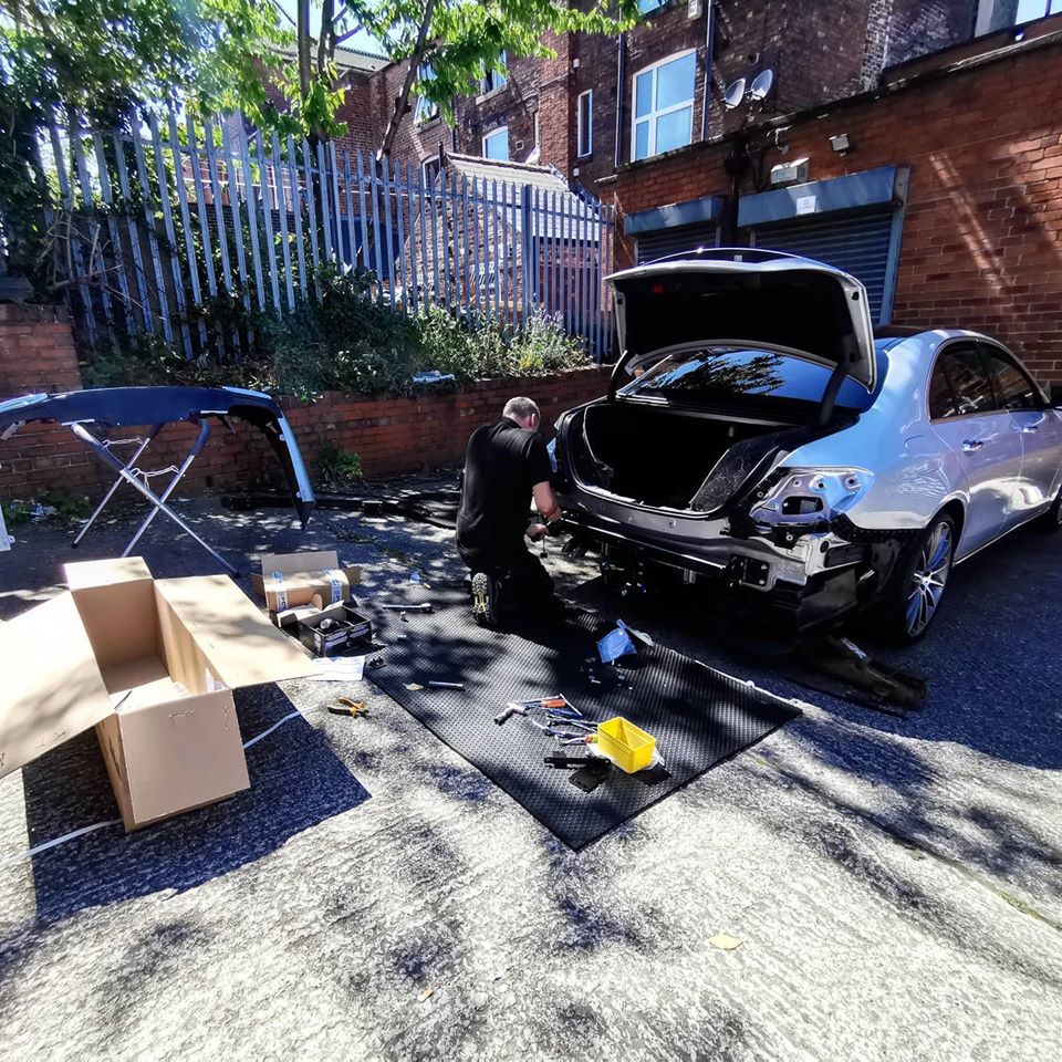 Towbar Fitting Mercedes E Series Sheffield