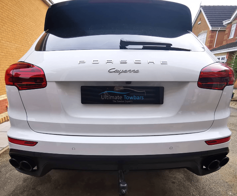 Aftermarket Towbar Fitting Porsche